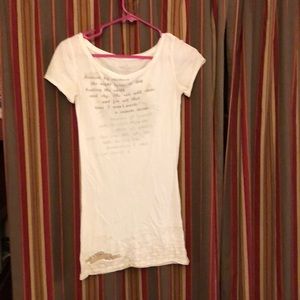 Super cute and comfy T shirt